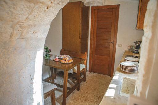 Bed and Breakfast Trullo Grace -Trulli Anti' Charme & Relax Альберобелло Екстер'єр фото